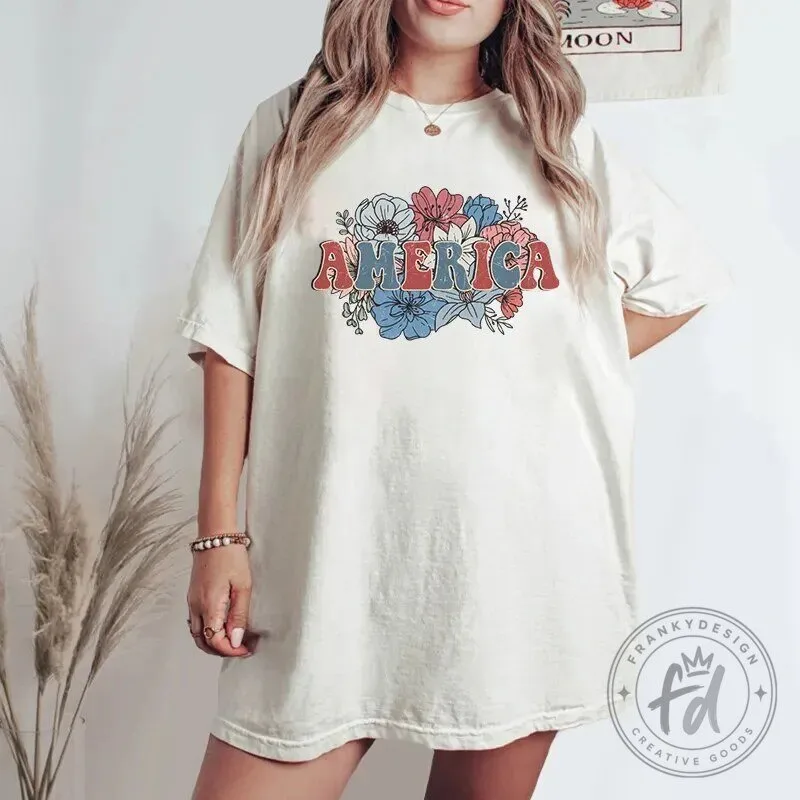 Vintage America Floral Patriotic Independence Day T-Shirt